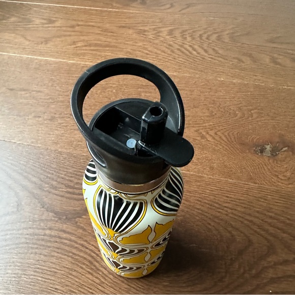 Prada travel bottle - Picture 3 of 8